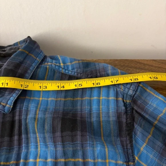 Guess Los Angeles Women's L Regular Fit Blue Plaid Flannel Shirt - Picture 7 of 10